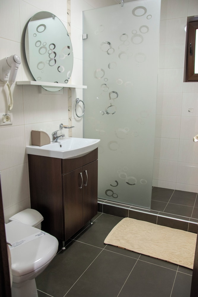 Double or Twin Room, Mountain View photo 3