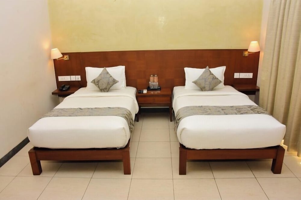 Premier Double or Twin Room, Balcony, Garden View
