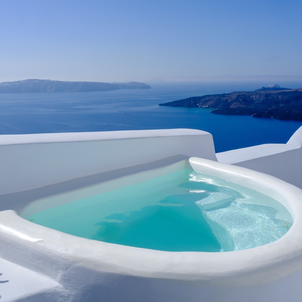 Apartment (Outdoor Hot Tub) - Photo 17