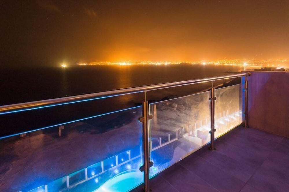 Premium Apartment, 2 Bedrooms, Kitchenette, Ocean View (Type C) photo 3
