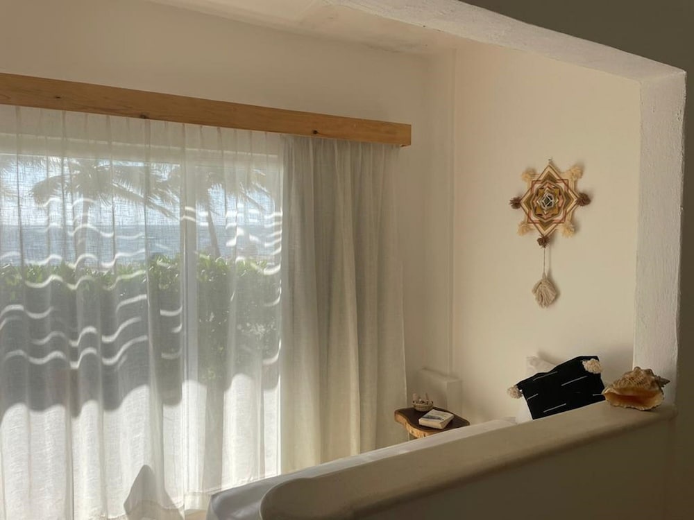 King Room Sea View - Photo 13