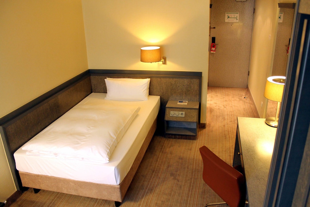 Standard Room, 1 Twin Bed - Photo 3