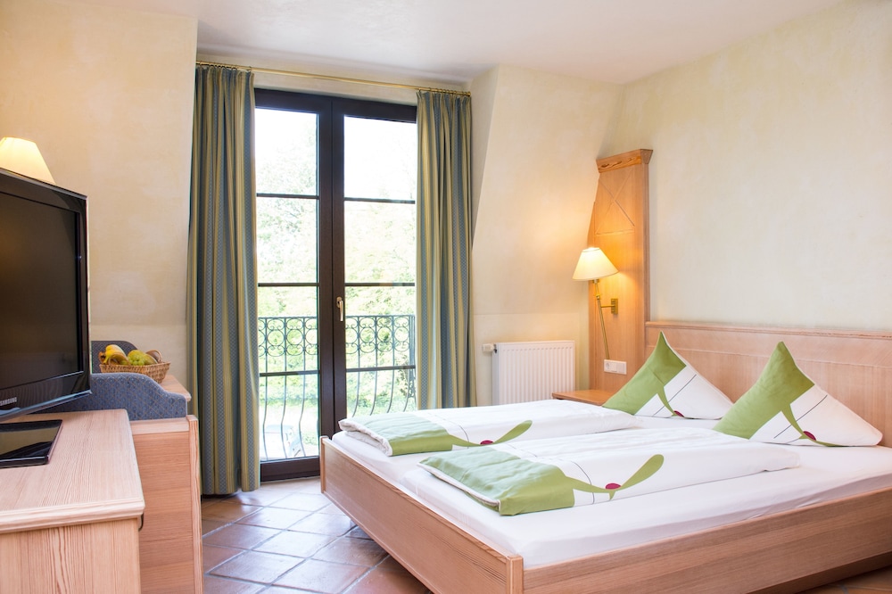 Standard Double Room - Photo 1