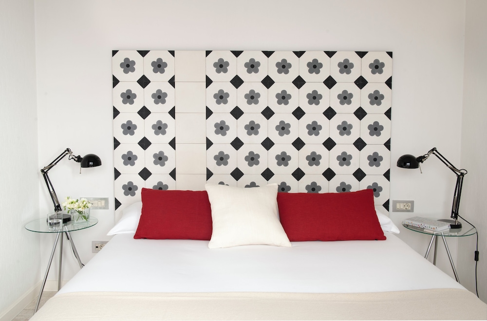 Apartment, 1 Bedroom, Terrace, City View photo 2