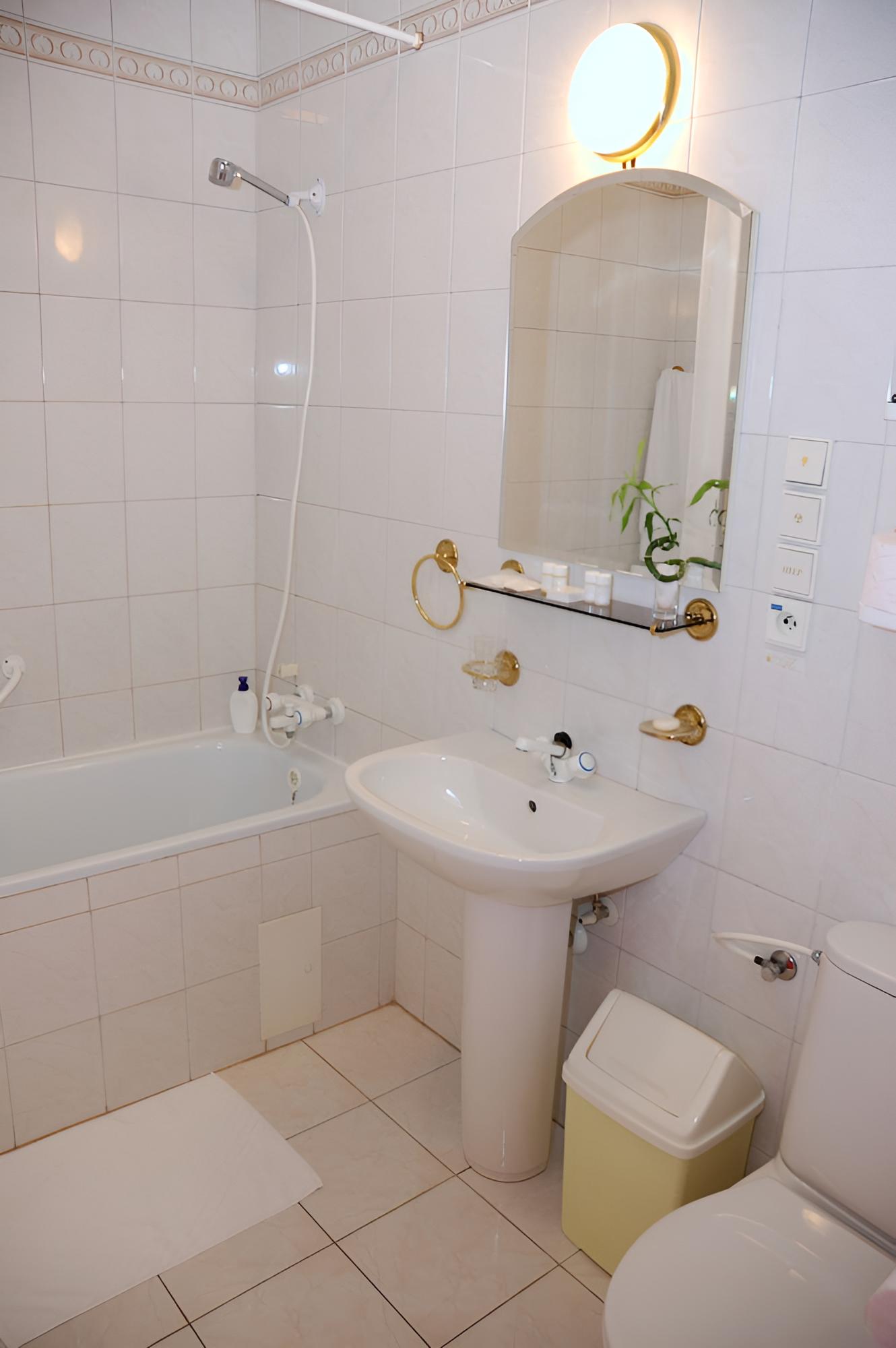 Single Room photo 1