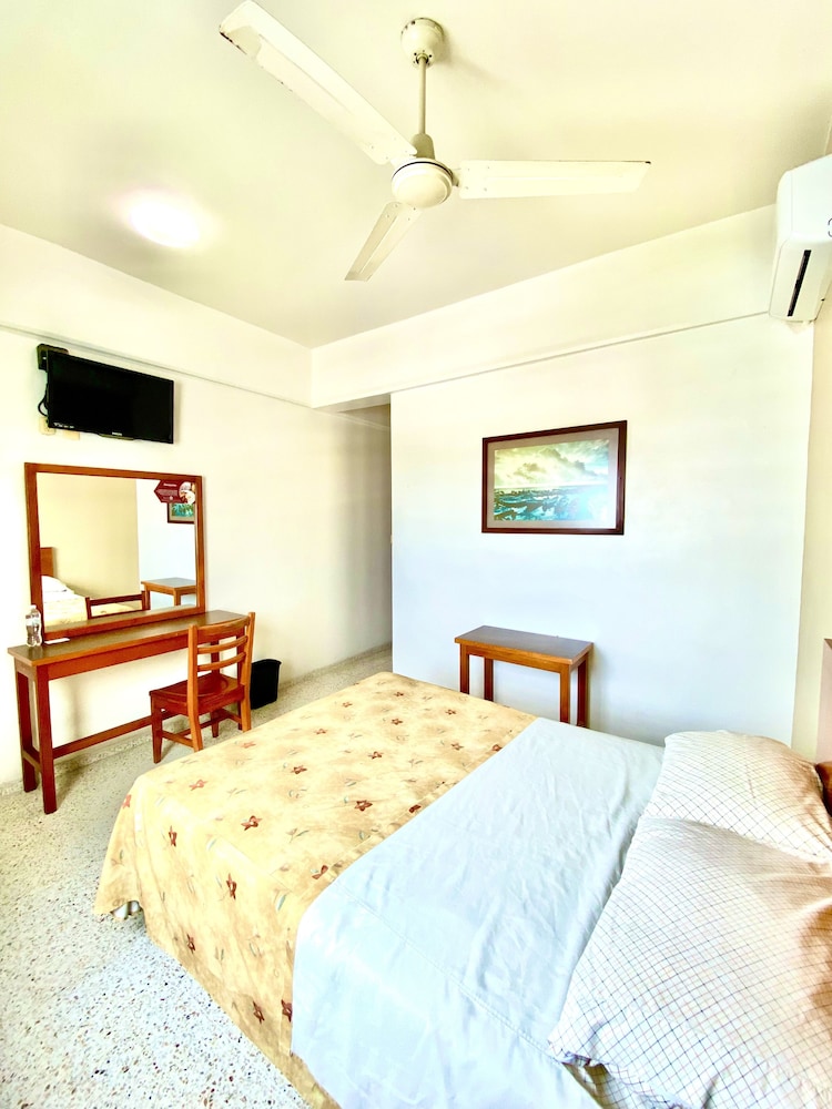 Standard One Double Bed - Photo 7