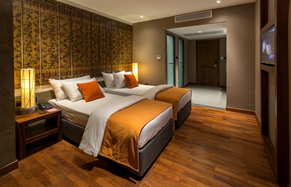 Deluxe Double Room, Non Smoking, Mountain View