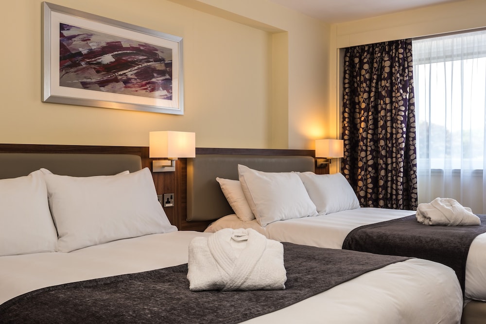 Standard Room, 1 Double Bed, Accessible - Photo 3