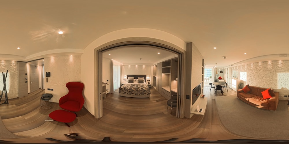 Deluxe Apartment, Annex Building (Large) photo 2