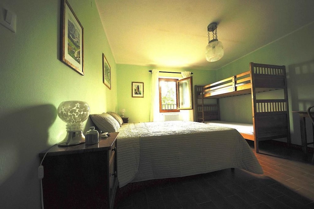 Quadruple Room photo 2
