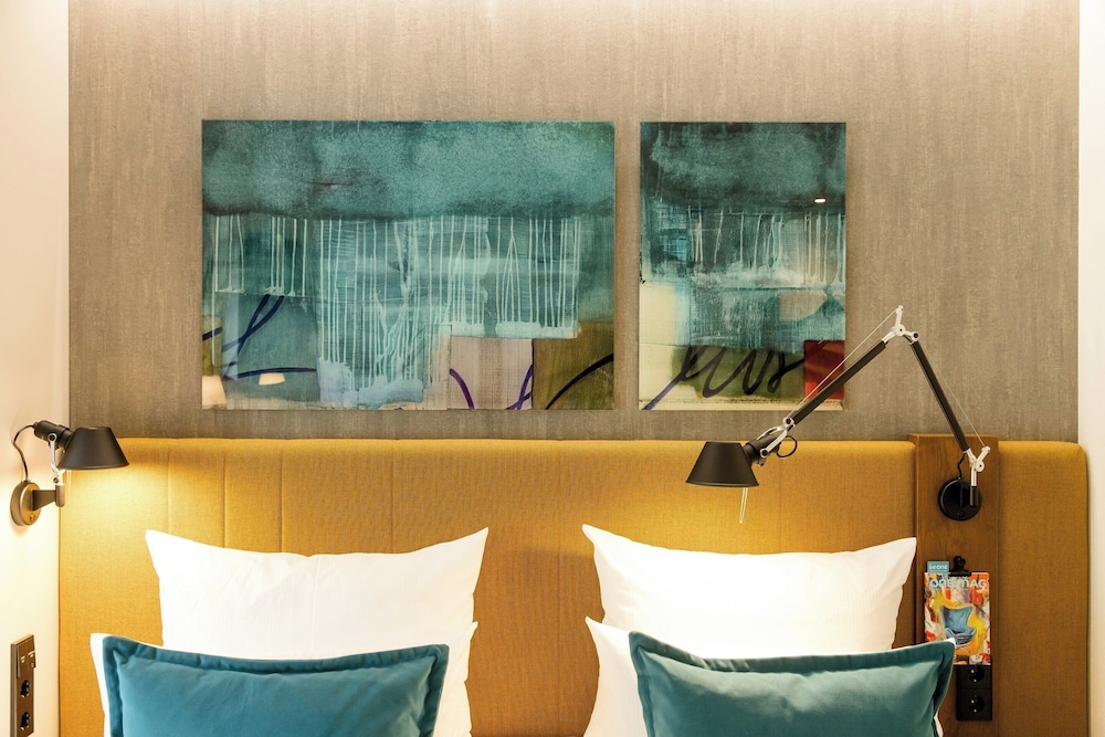Room (THE ONE) photo 1