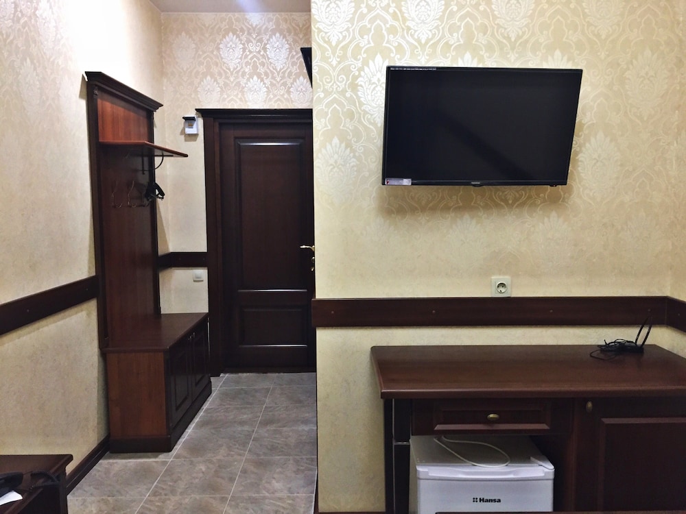 Standard Double Or Twin Room photo 3