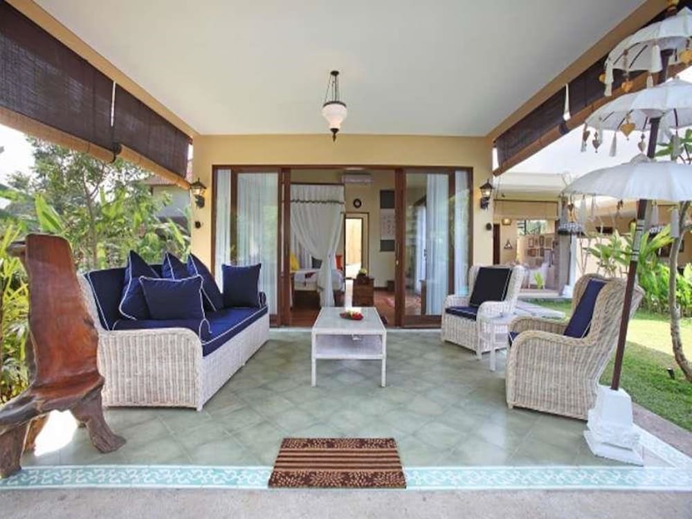 Luxury Villa, 2 Bedrooms, Private Pool, Poolside - Photo 11