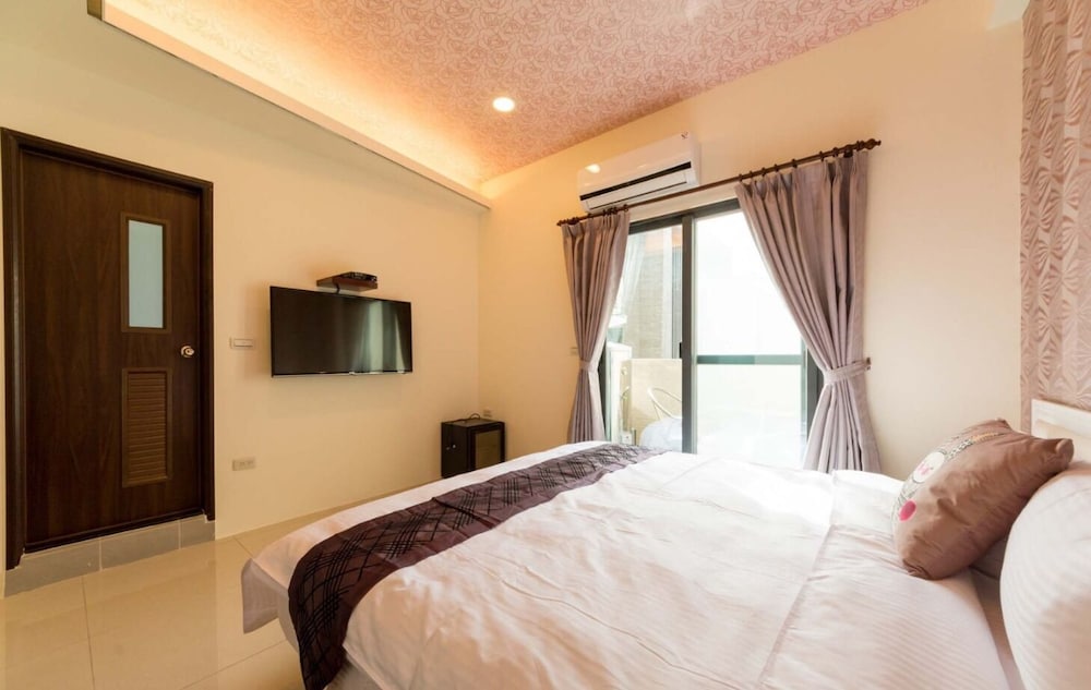Double Room (A302) photo 1