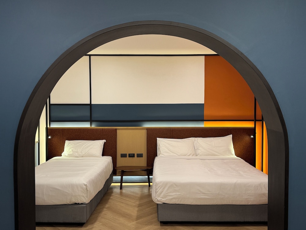 Deluxe Suite photo 3