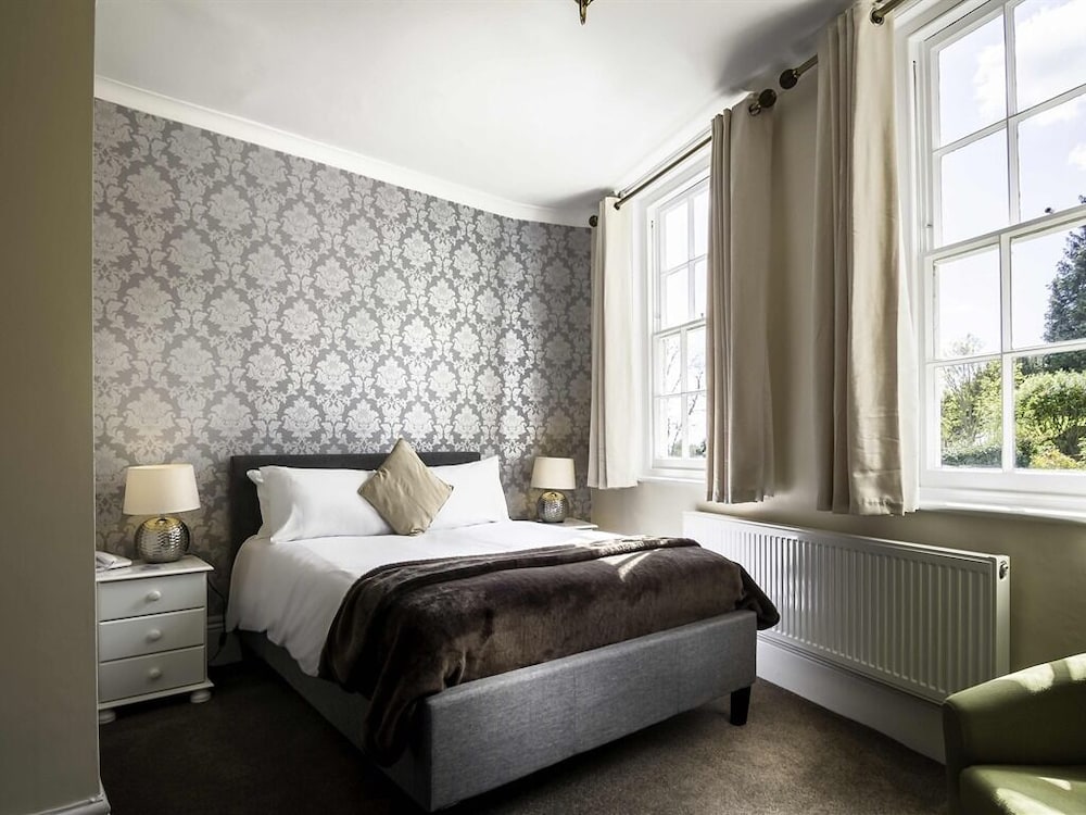 Classic Double Room, Ensuite photo 2
