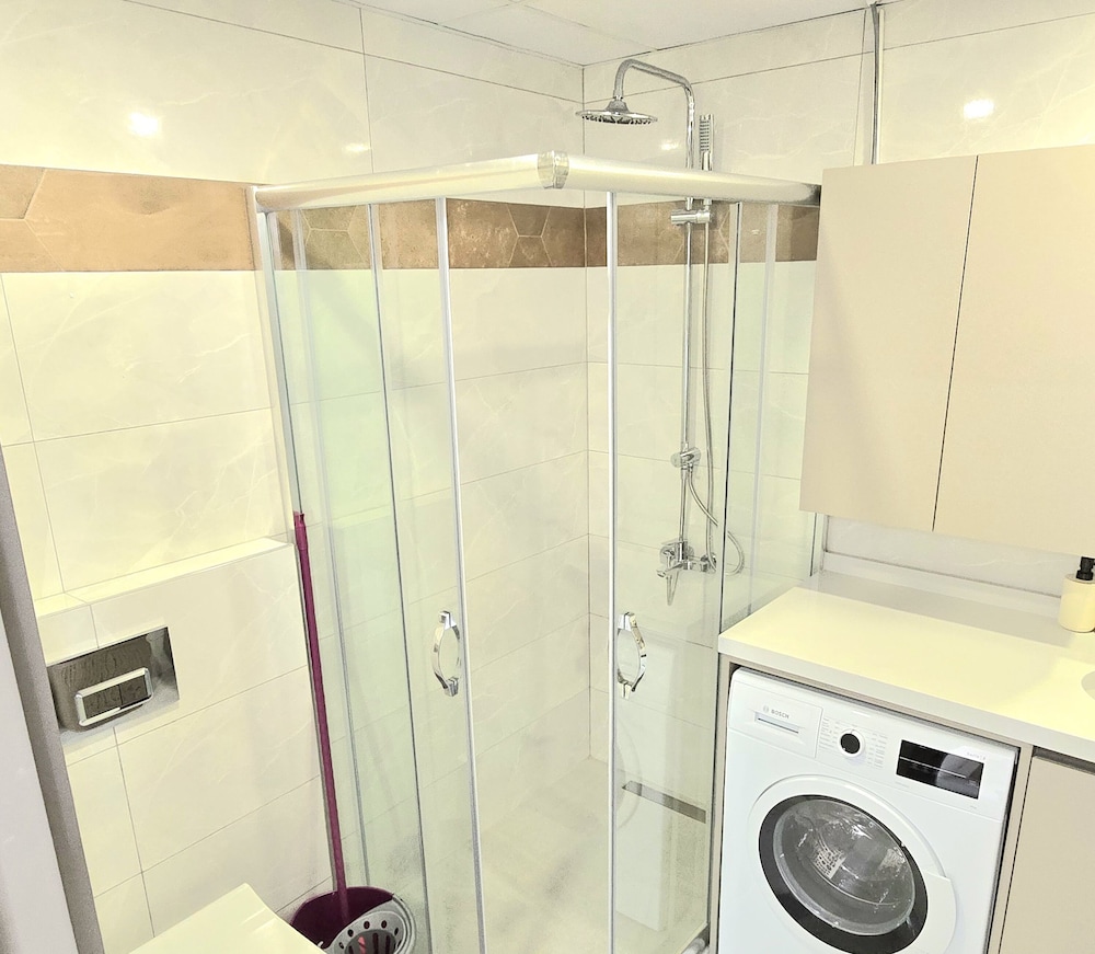 Classic Apartment, 1 Bedroom, Non Smoking, Courtyard View