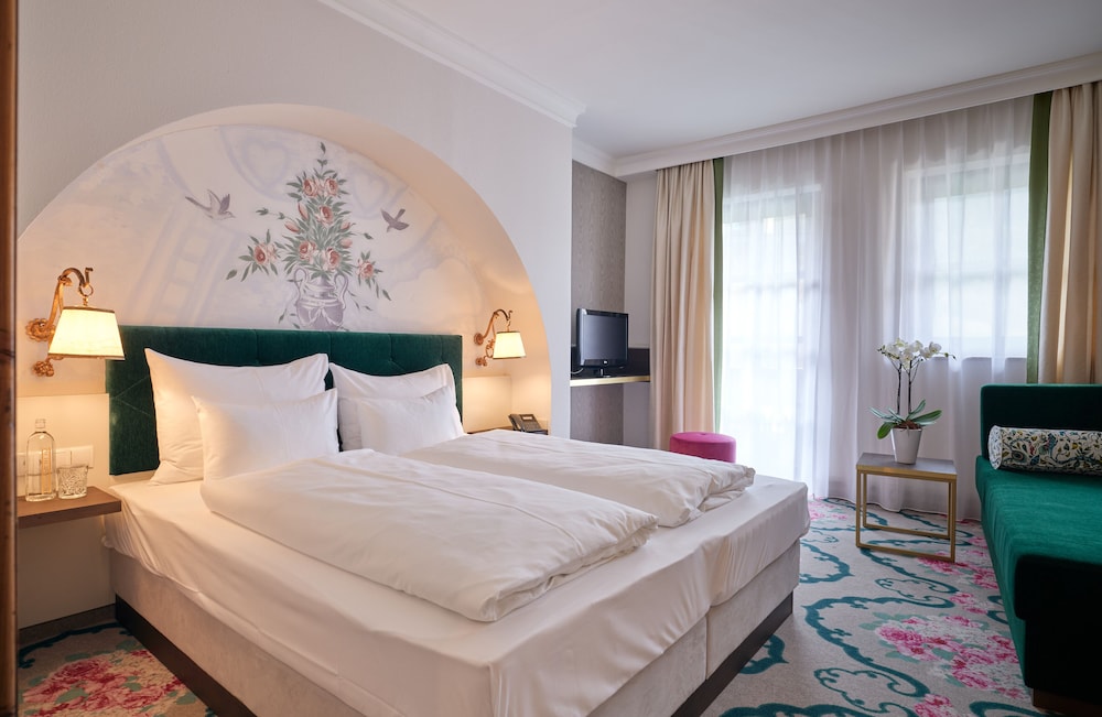 Standard Double Room - Photo 1