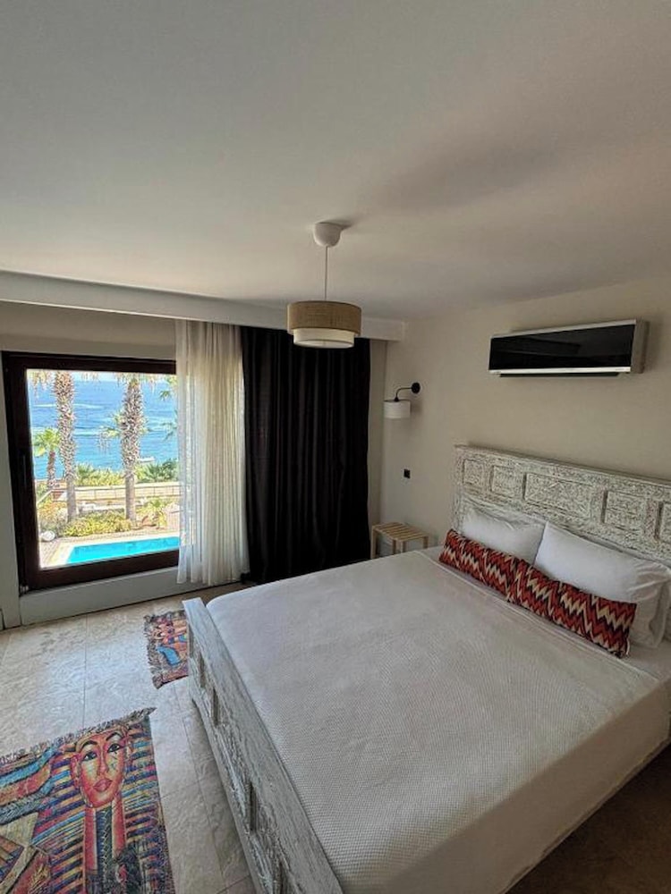 Panoramic Villa