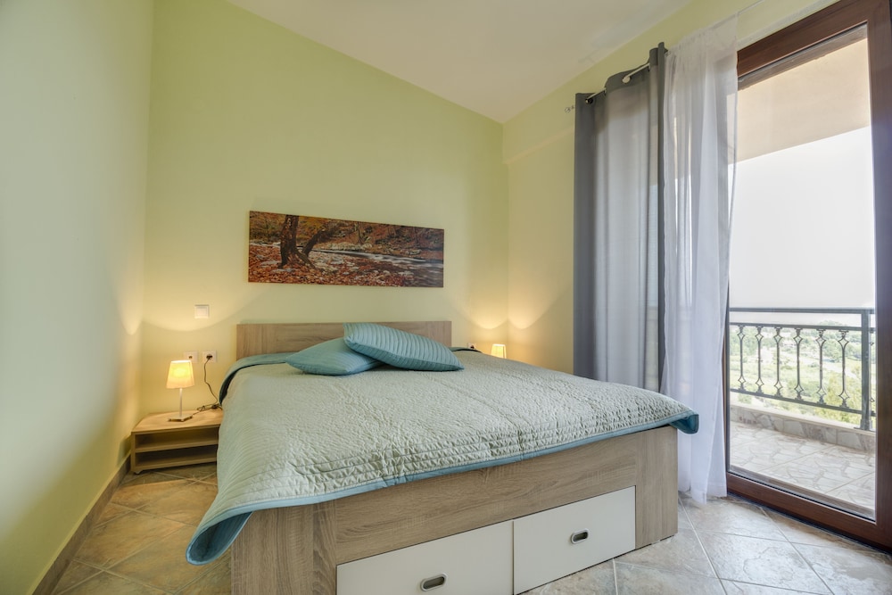 Panoramic Duplex, 2 Bedrooms, Private Pool, Sea Facing (Proteas) photo 1