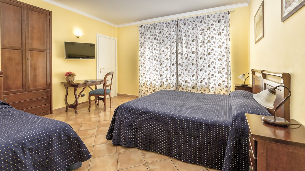 Triple Room photo 3