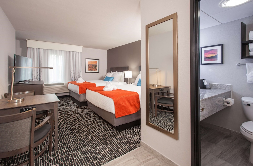 Standard Room, 2 Queen Beds, Non Smoking, Kitchenette