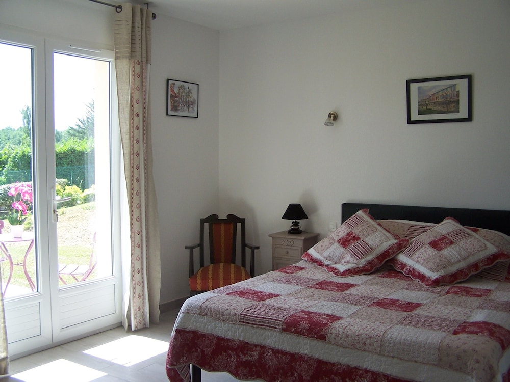Double Room (Mirepoix ou Foix) photo 2