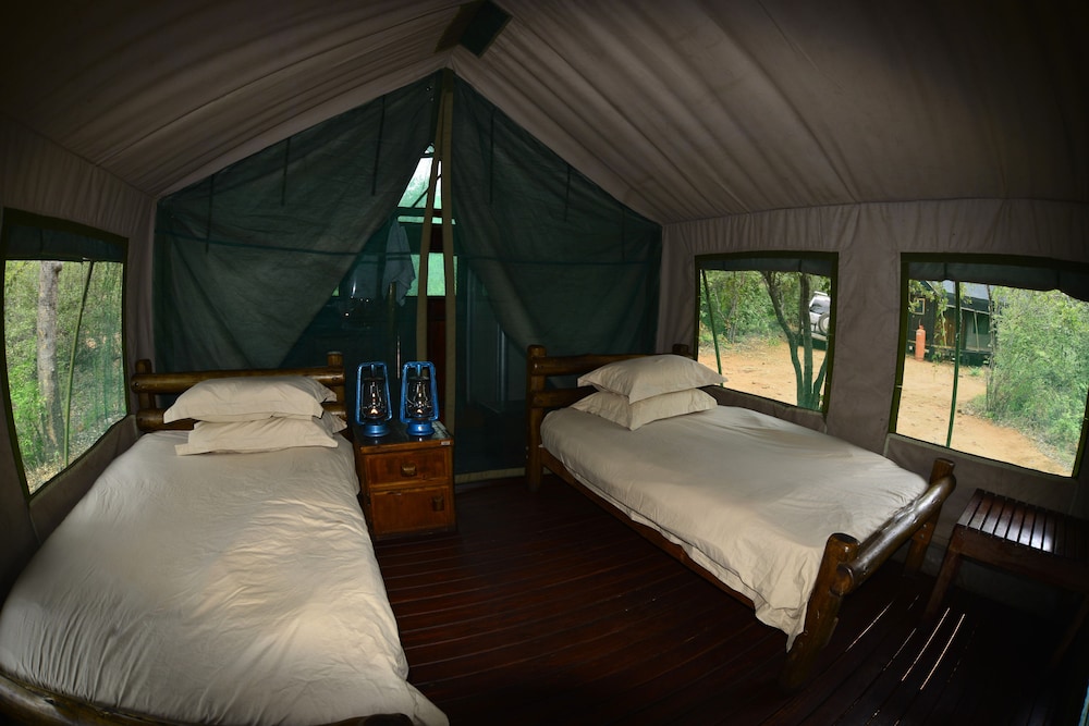 Mutale Falls Safari Camp In Makuya Park photo 1