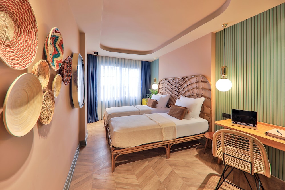 Deluxe Room - Photo 1