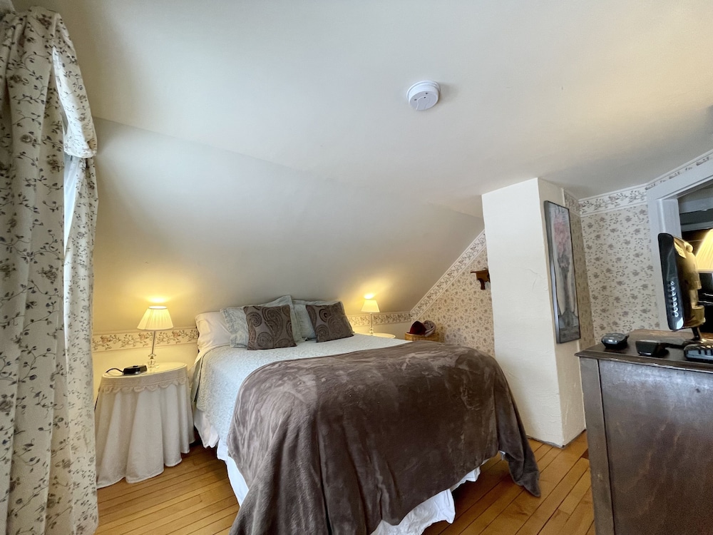 The Warren/Waitsfield Suite (Upper Level) photo 2