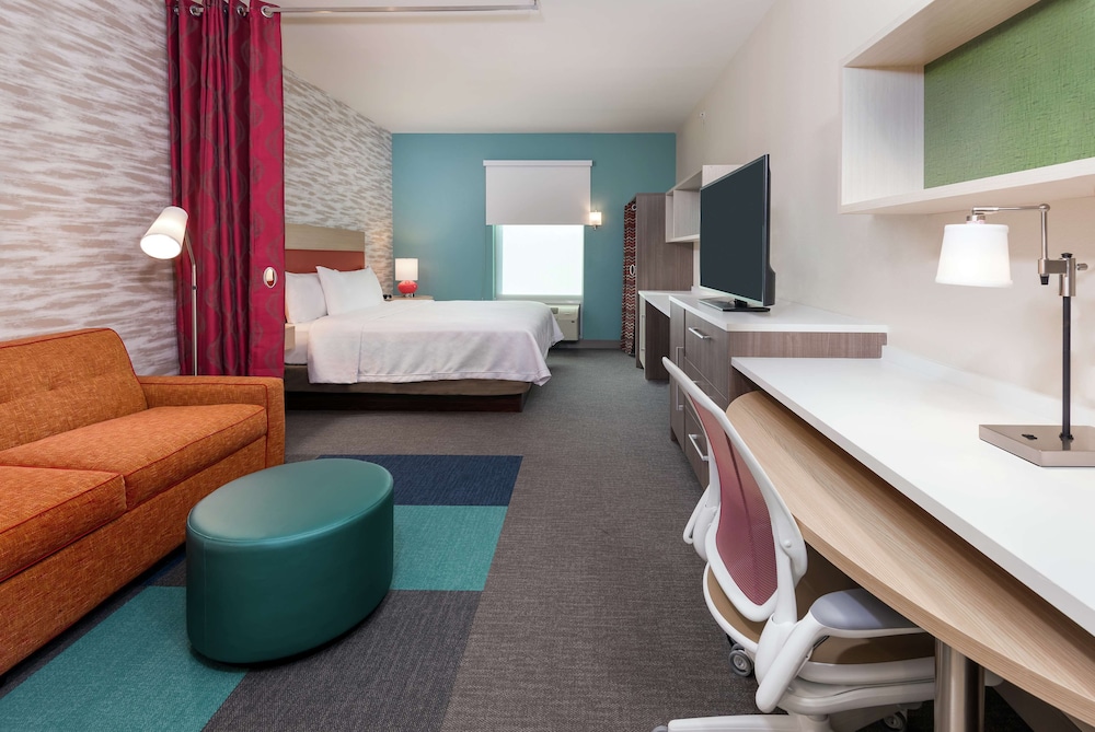Studio, 1 King Bed, Accessible (Hearing)