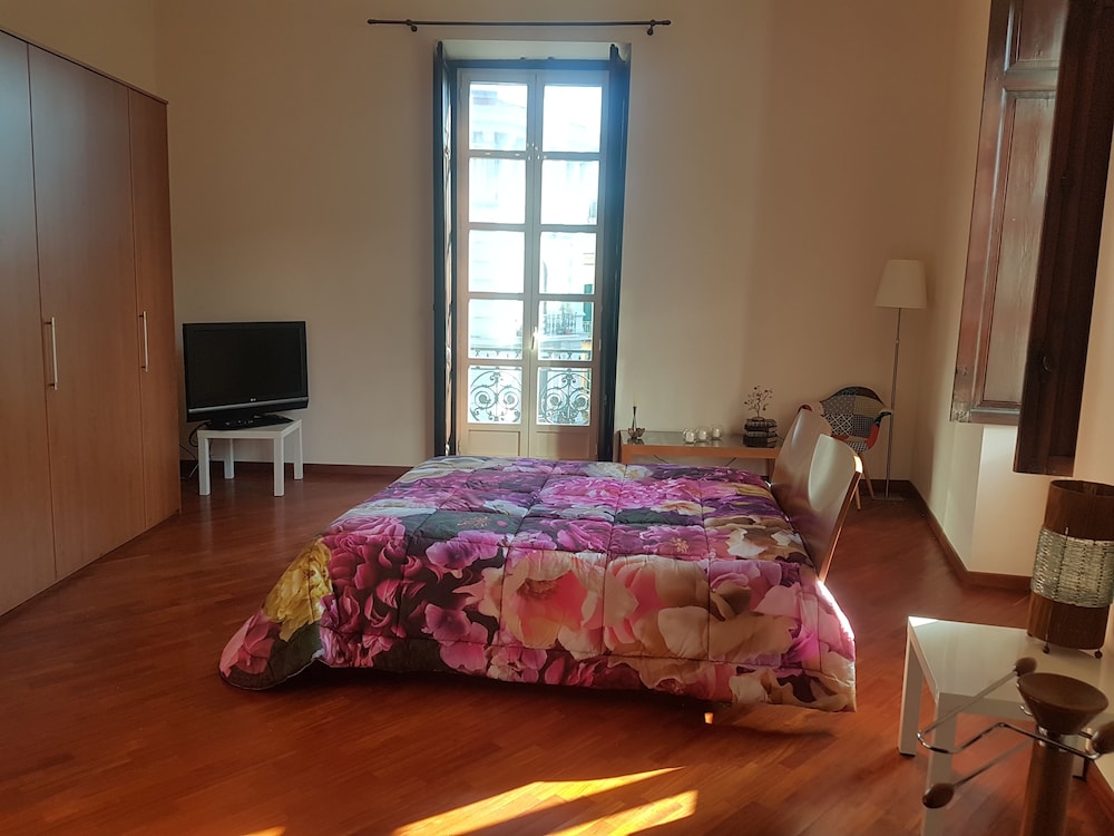 Classic Double Room, City View