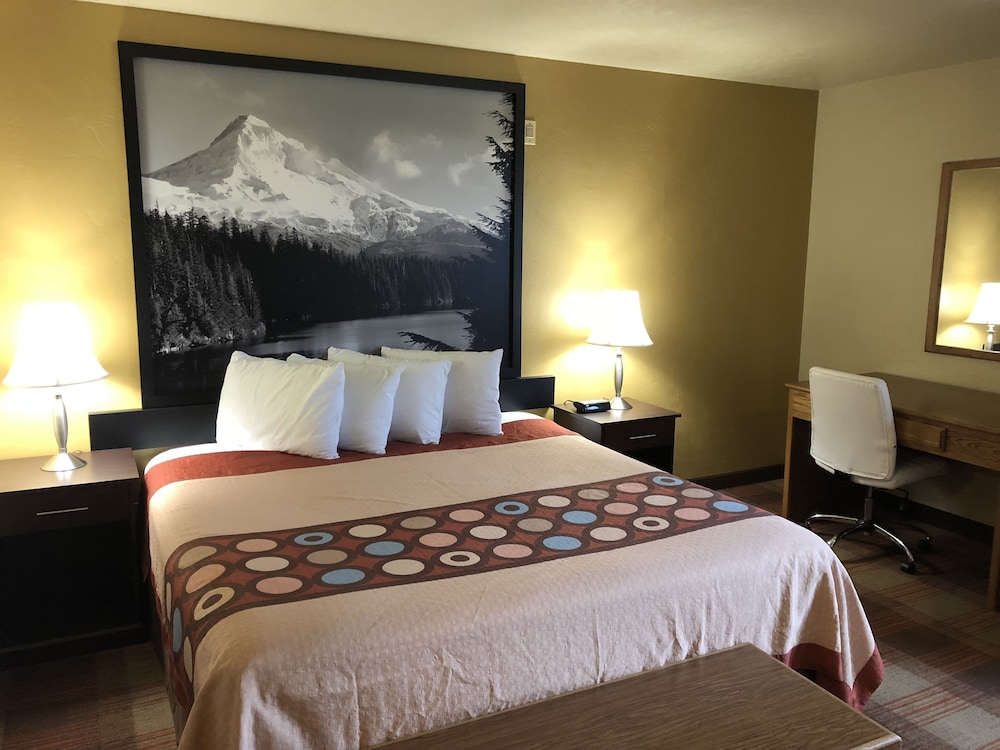 Studio Suite, 1 King Bed, Non Smoking - Photo 3