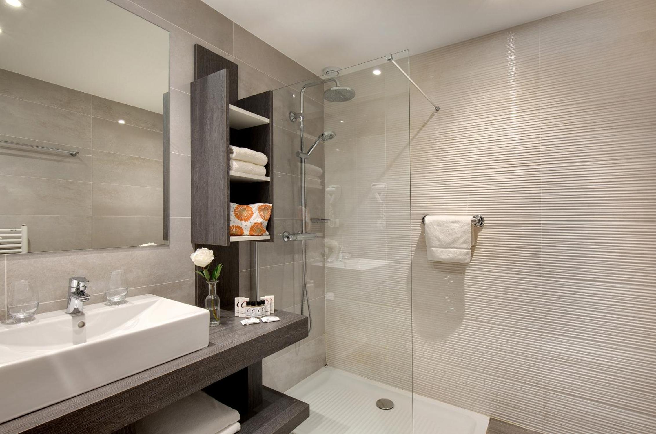Grand Comfort Room photo 2