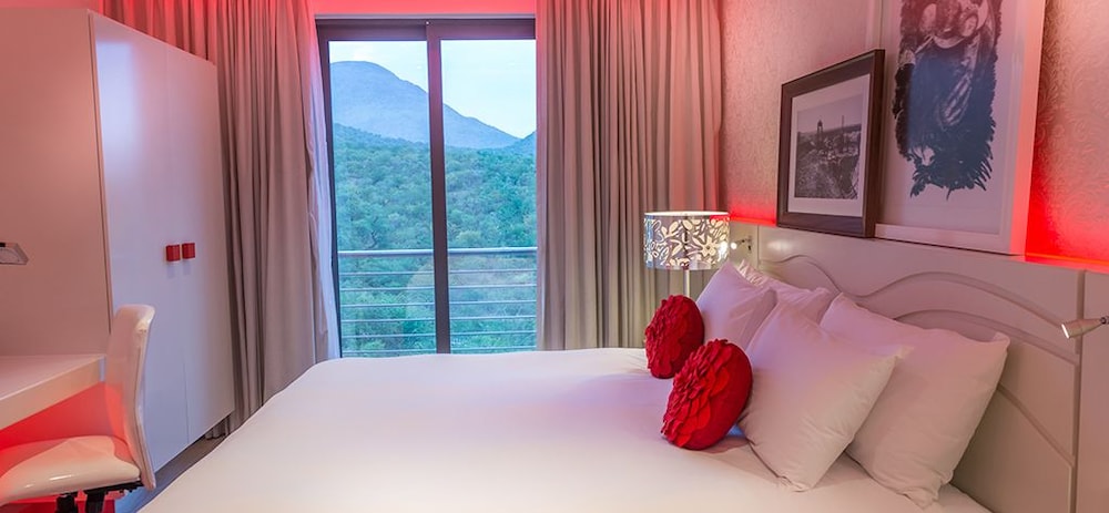 Executive Suite photo 3