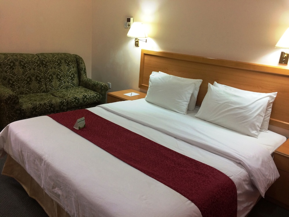 Double or Twin Room photo 3
