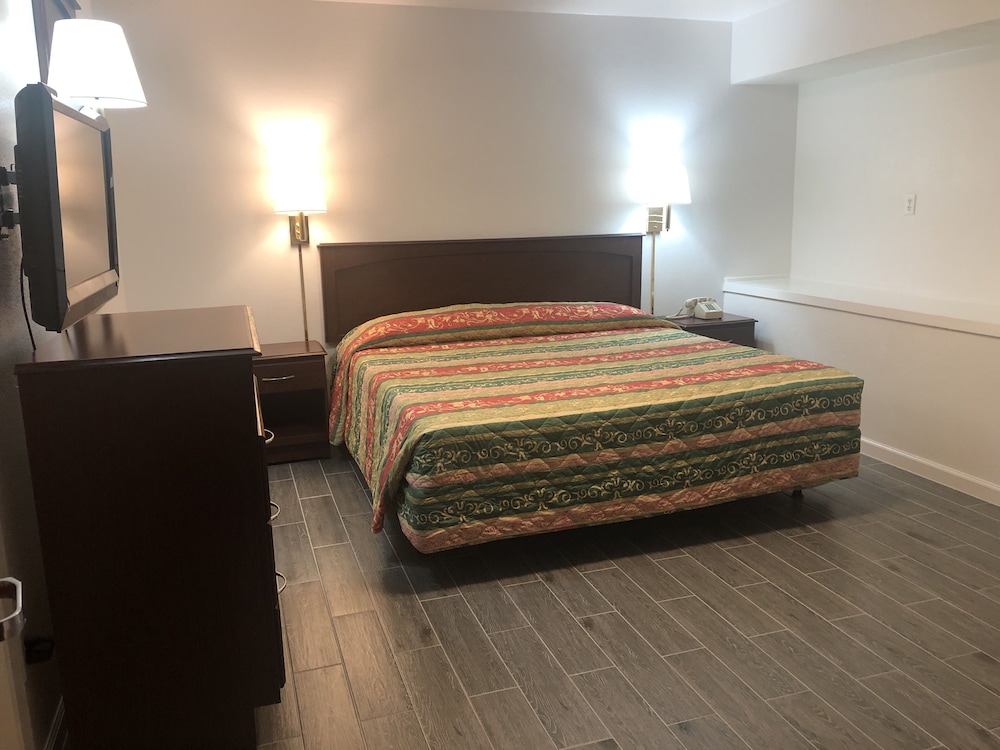 Deluxe Room - Photo 2