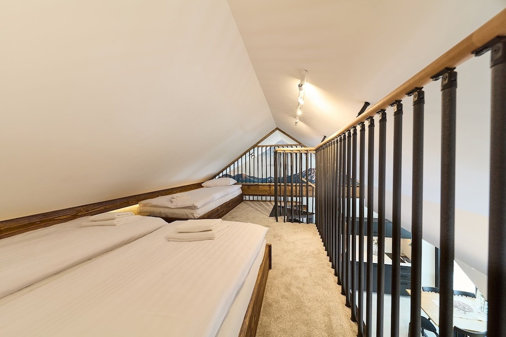 Executive Penthouse (502 without SPA, no Pool access)