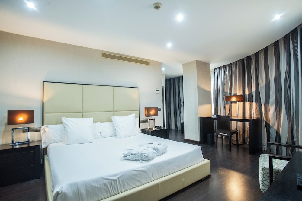 Family Suite - Photo 1