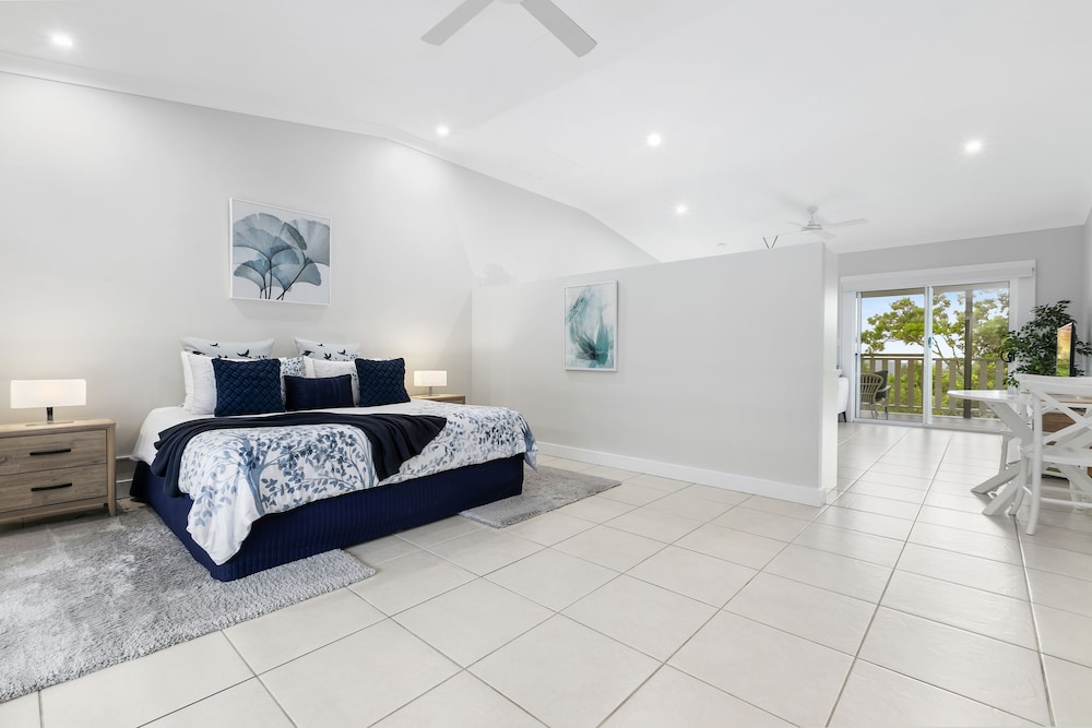 Executive Suite, 1 Bedroom, Garden View, Ground Floor photo 3