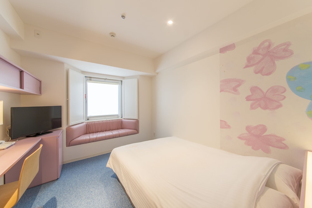 Double Room, Non Smoking - Photo 3