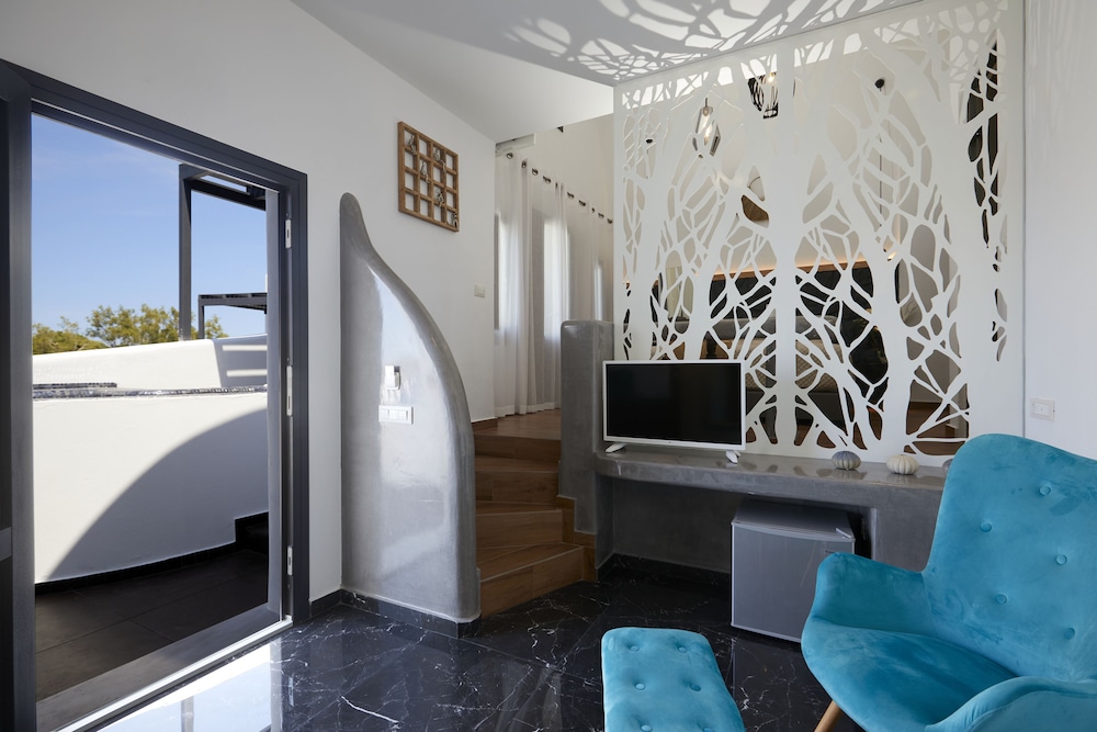 Premier Suite, Hot Tub - Photo 9