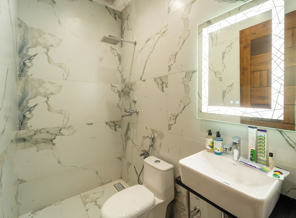 Standard Room - Photo 12