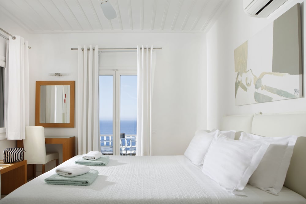 Superior Suite | Upper floor with Sea view photo 1