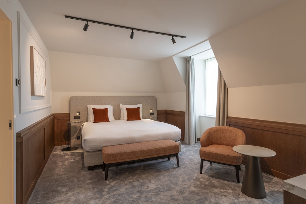 Belfry Suite