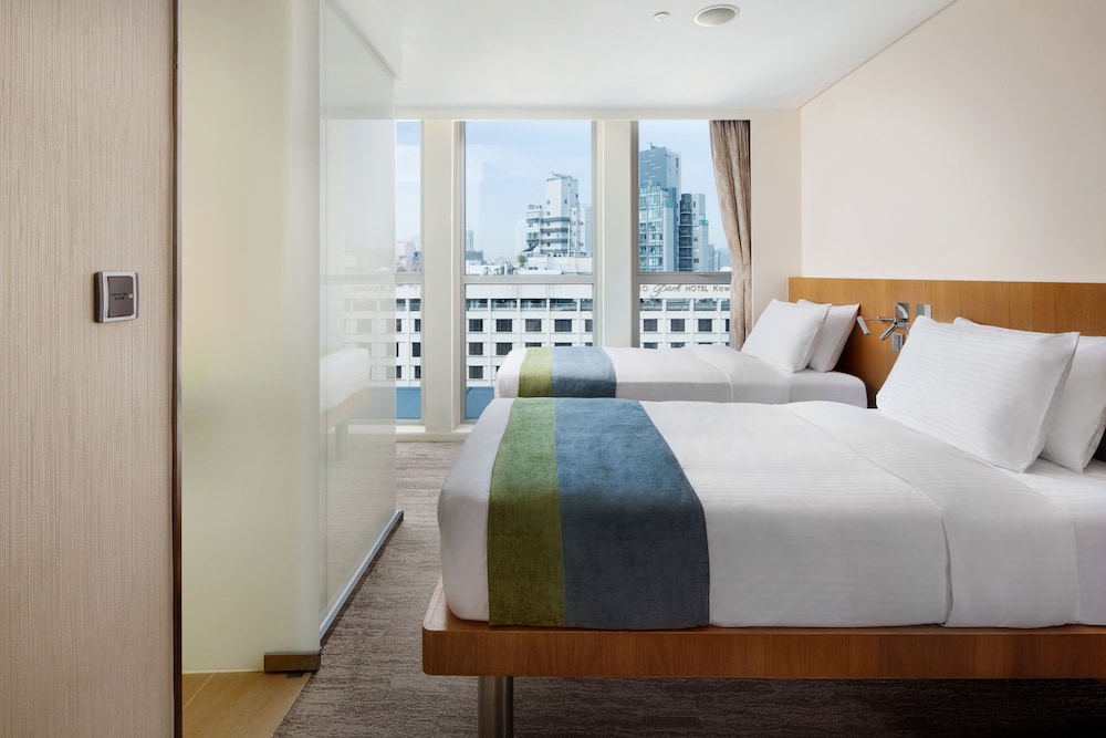 Deluxe Room (One registered guest must be female) photo 2