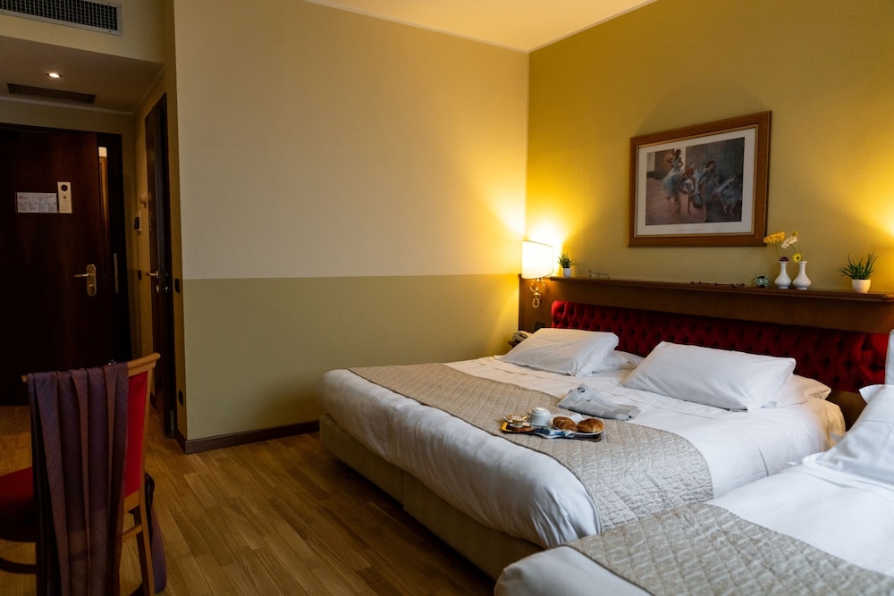 Comfort Triple Room