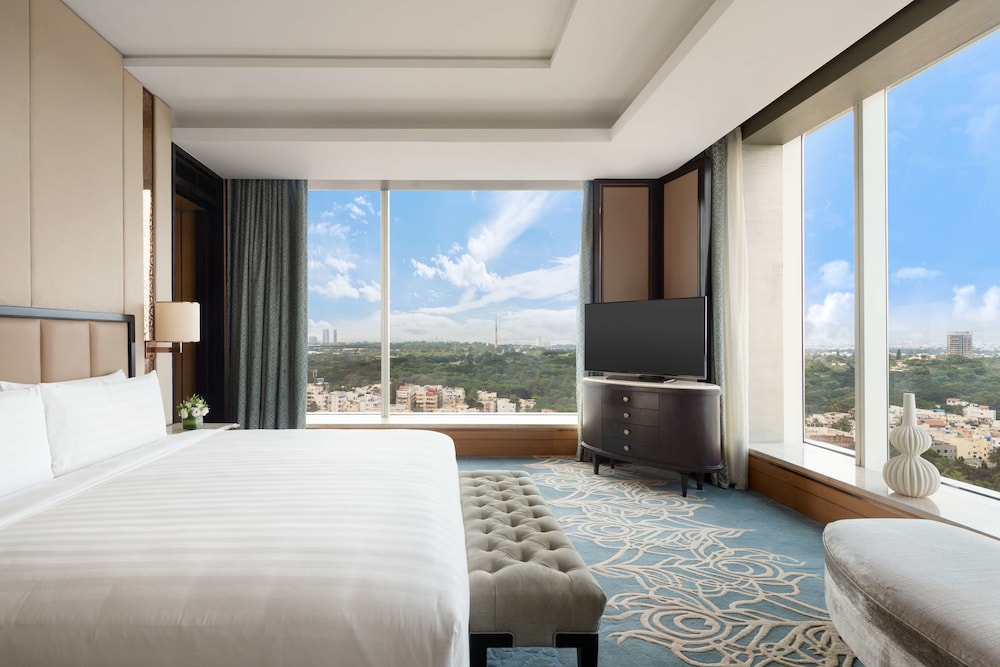 Premier Suite photo 2