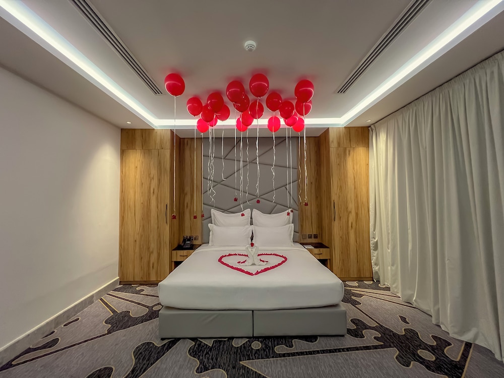 Royal Suite - Photo 4
