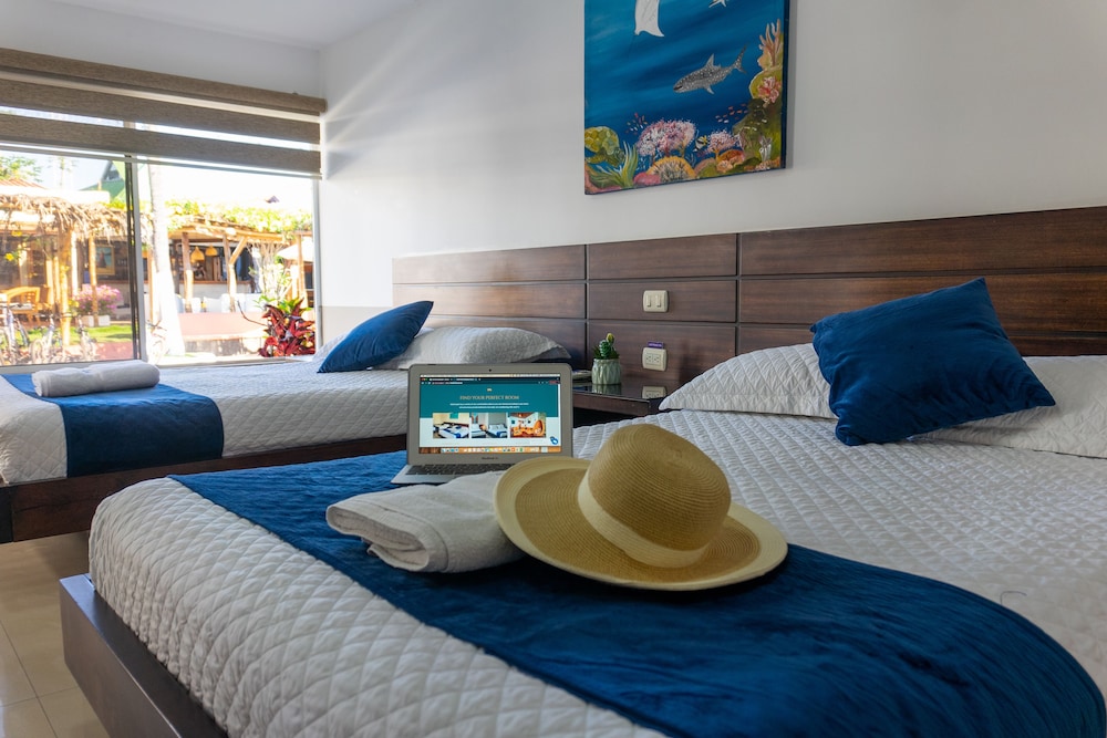 Standard Double Room, 2 Double Beds photo 2